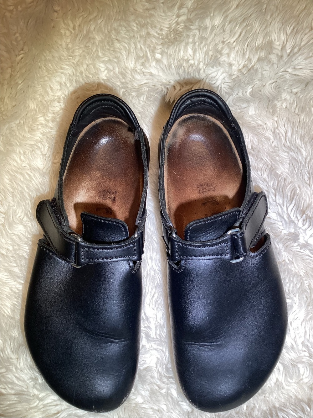 Birkenstock Linz super griped Black Leather clogs size 6